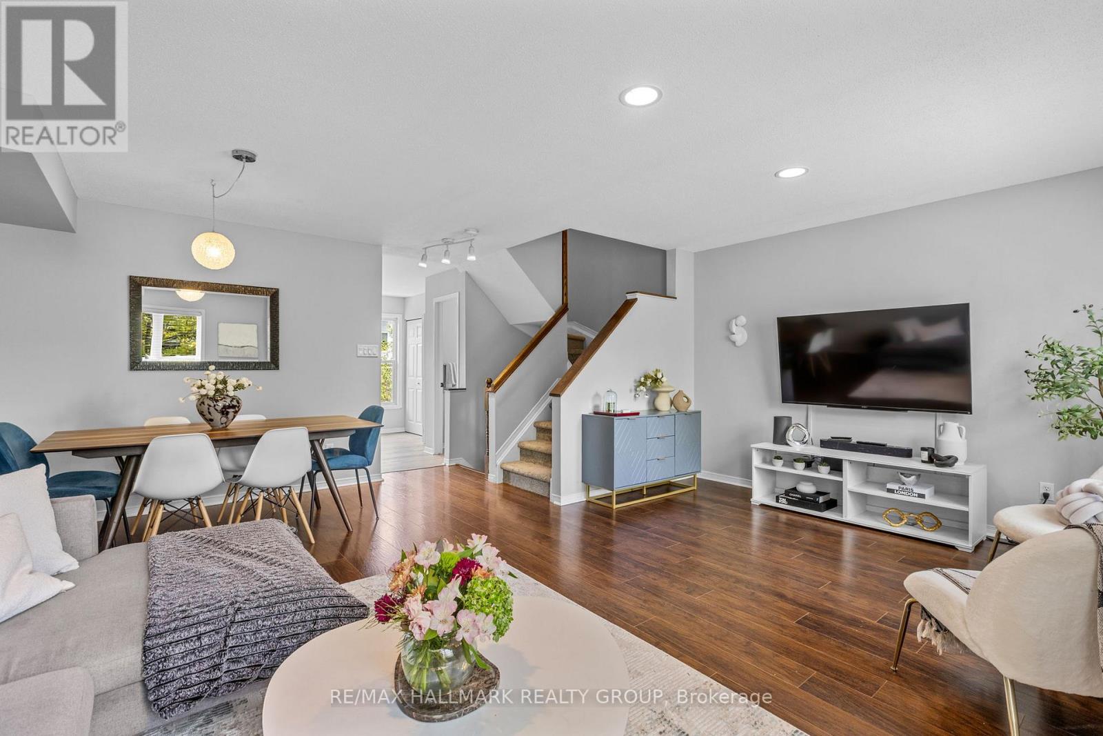125 ARCOLA PRIVATE - 12