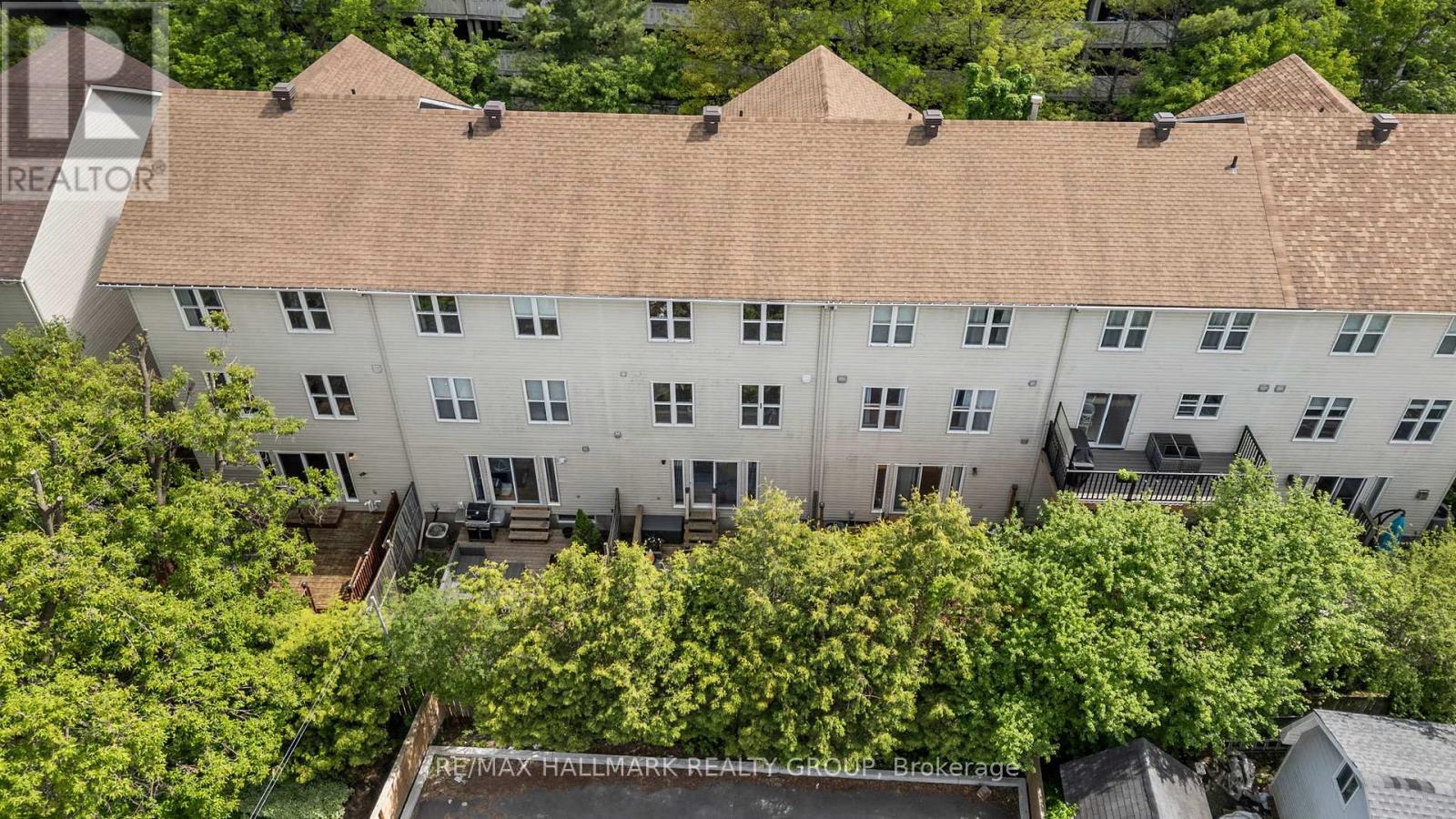 125 ARCOLA PRIVATE - 33