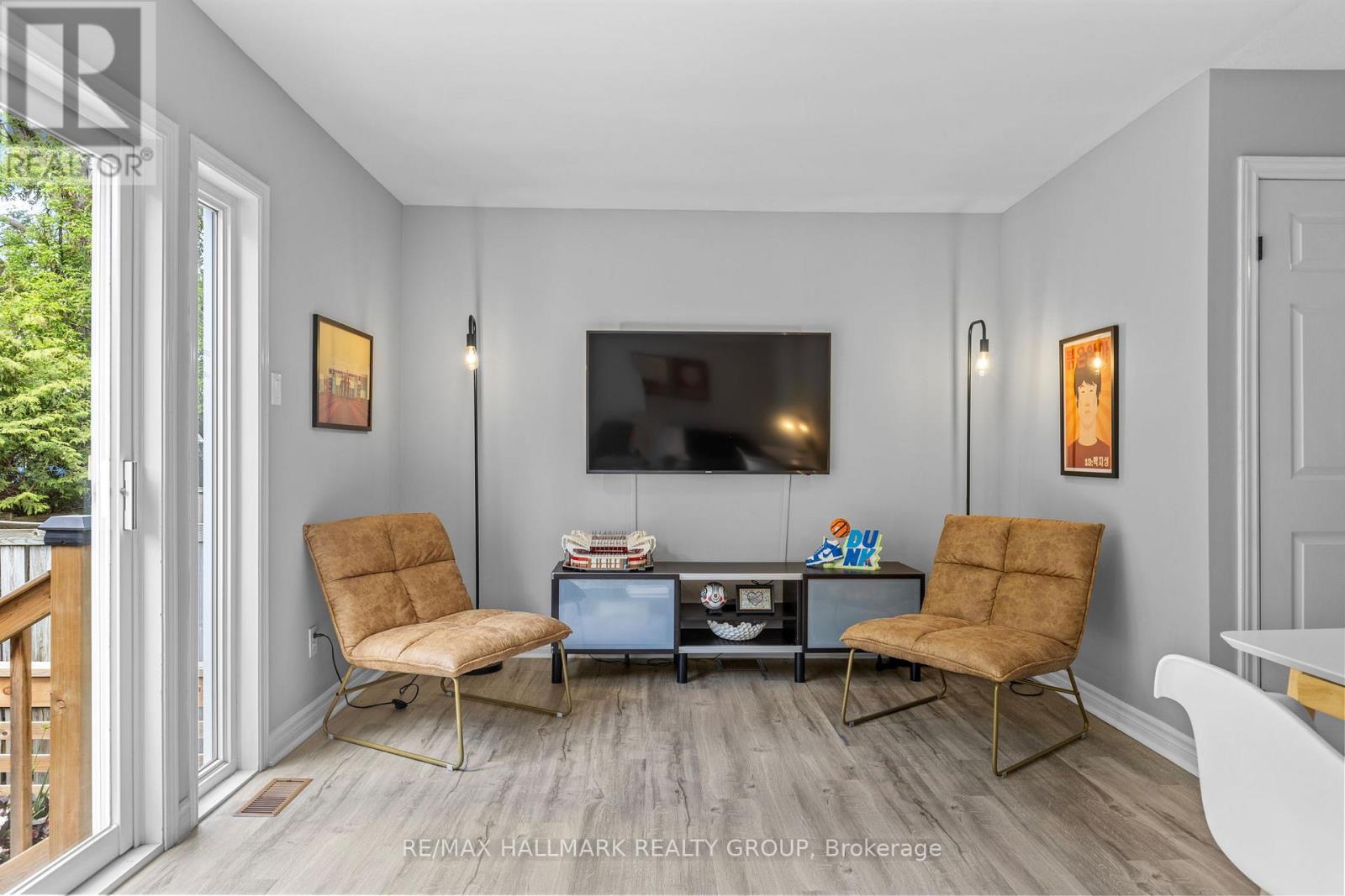 125 ARCOLA PRIVATE - 6