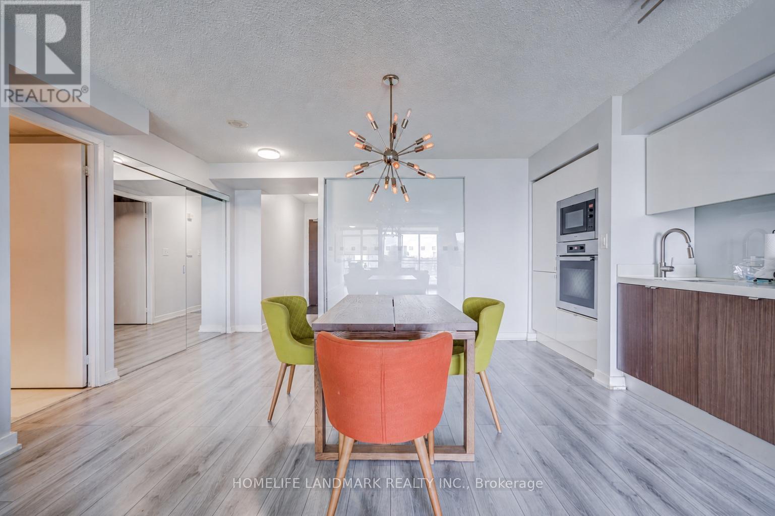#702 151 DAN LECKIE WAY - 3