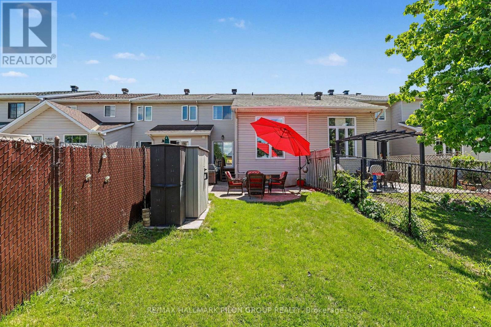2 Bed, 2 Bath House for Sale in Ottawa – 1075 MARCHANT DRIVE, Ottawa – MLS# X13235556 - Image 18