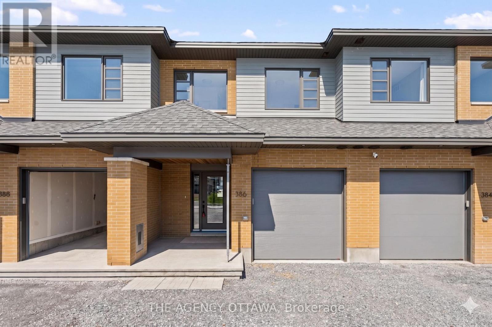 3 Bed, 3 Bath House for Sale in Ottawa – 386 WALDEN DRIVE, Ottawa – MLS# X12845994 - Image 11