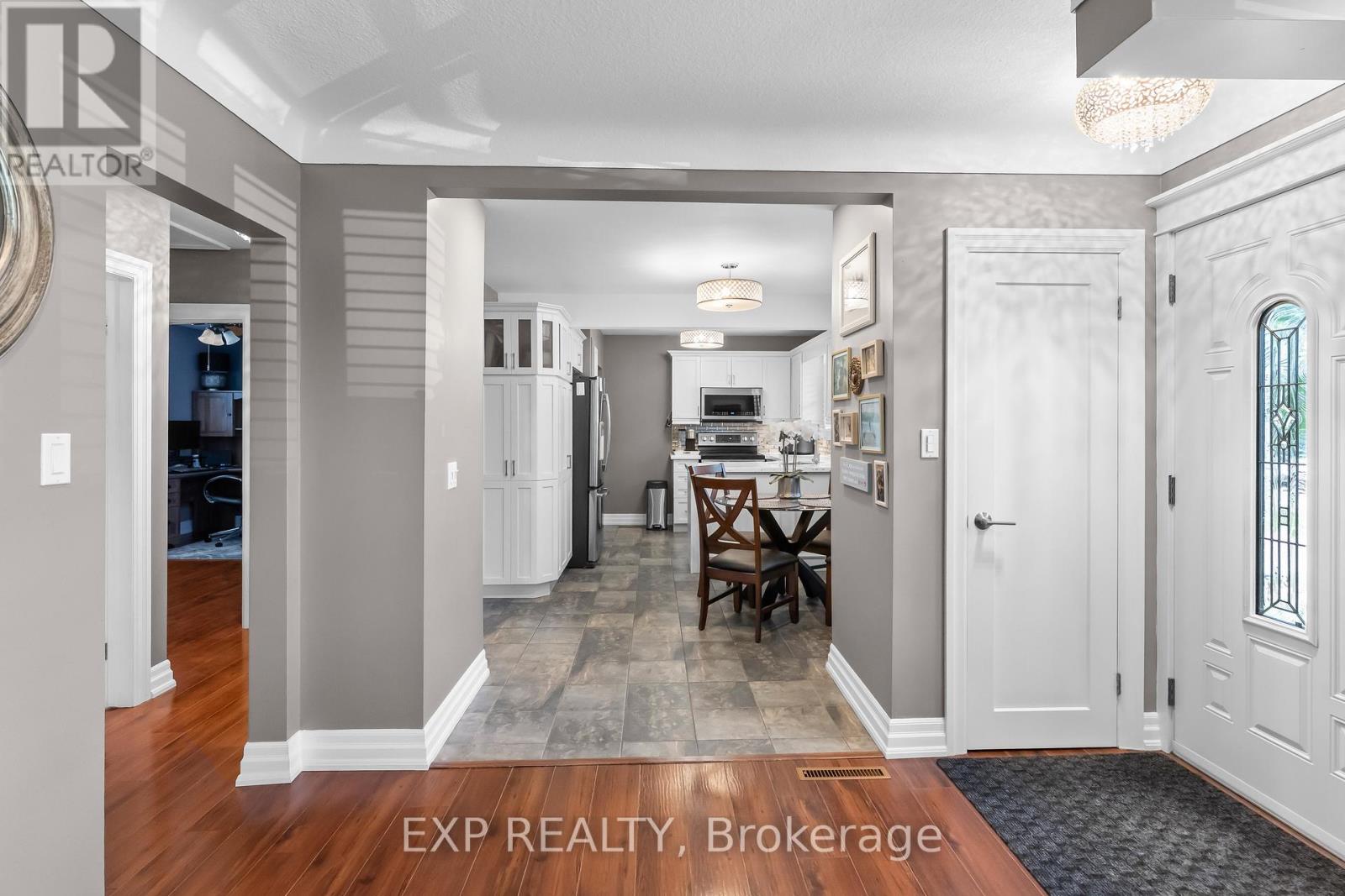 5 DUNRAVEN AVENUE - 12