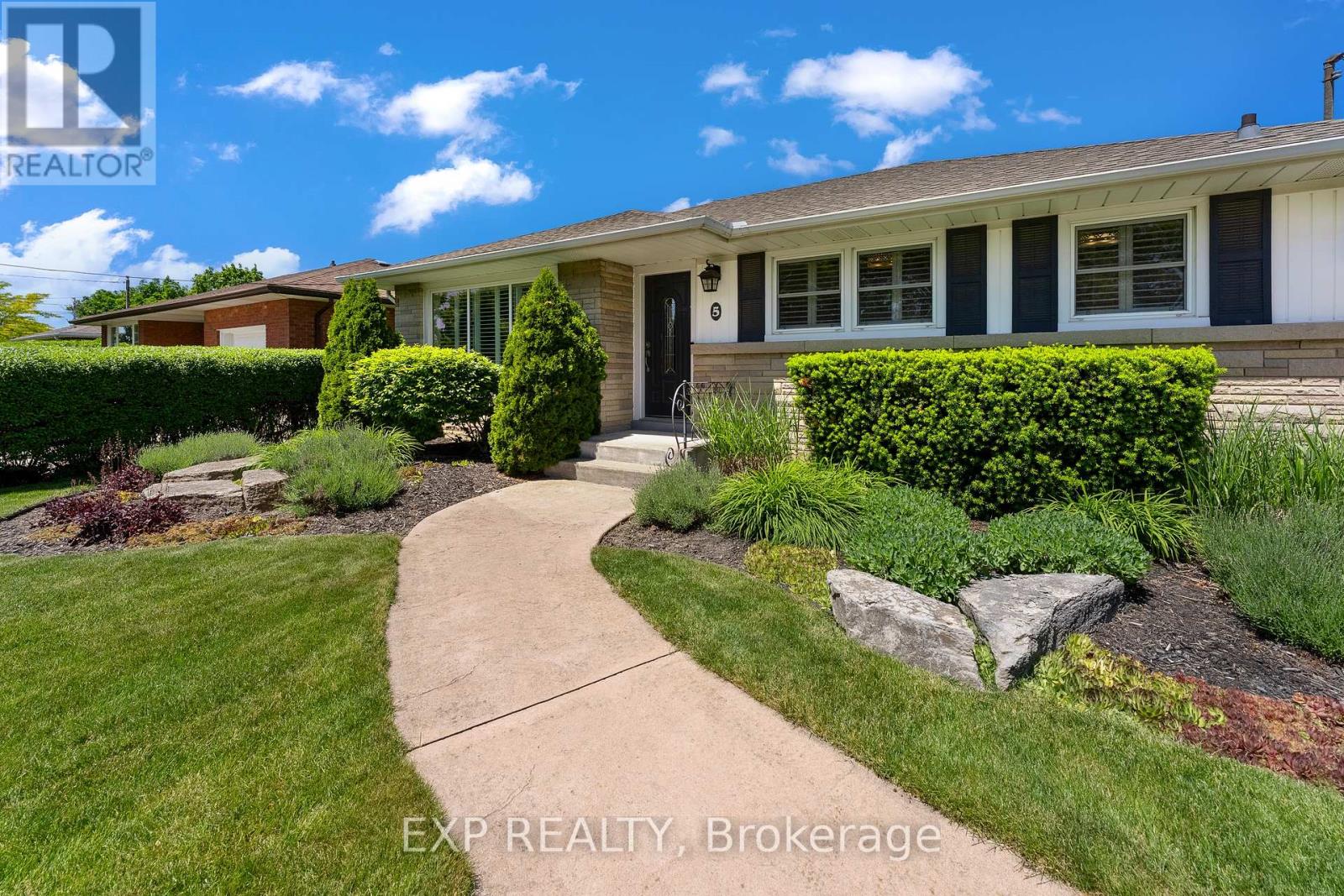 5 DUNRAVEN AVENUE - Image 2