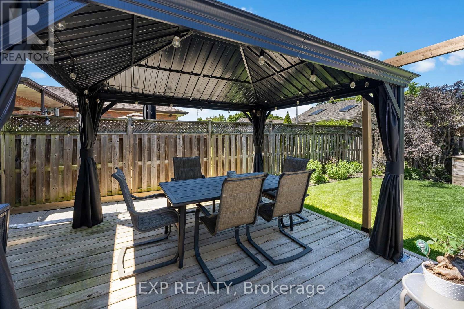 5 DUNRAVEN AVENUE - 38