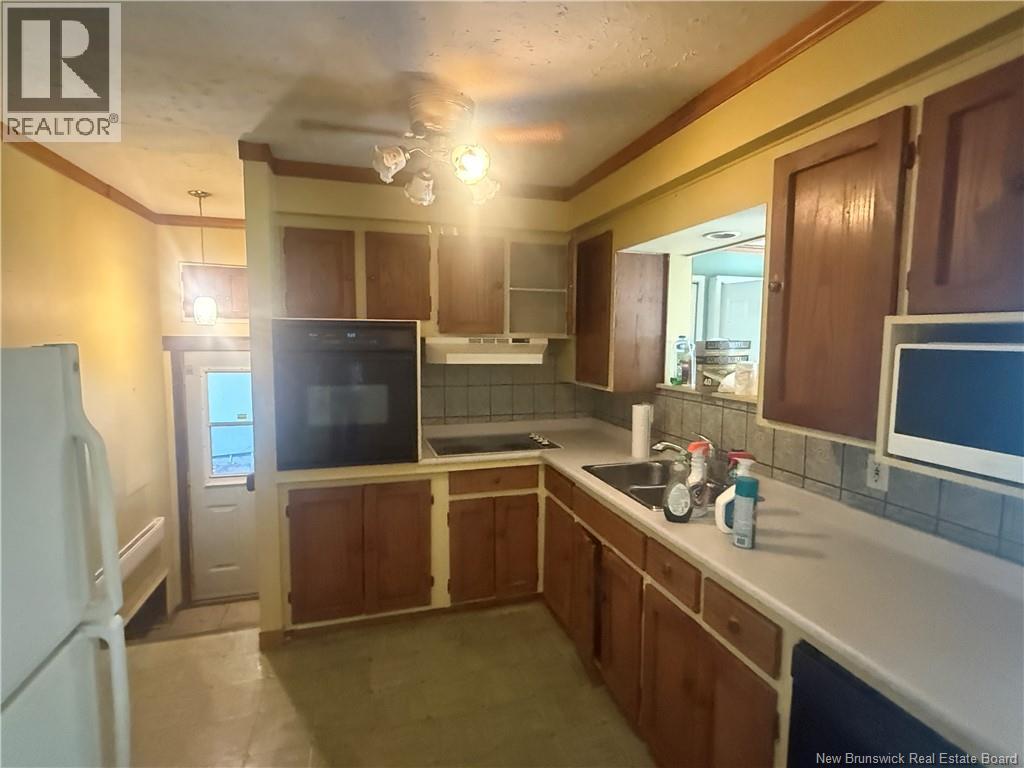 65 Leeds Drive - Image 2