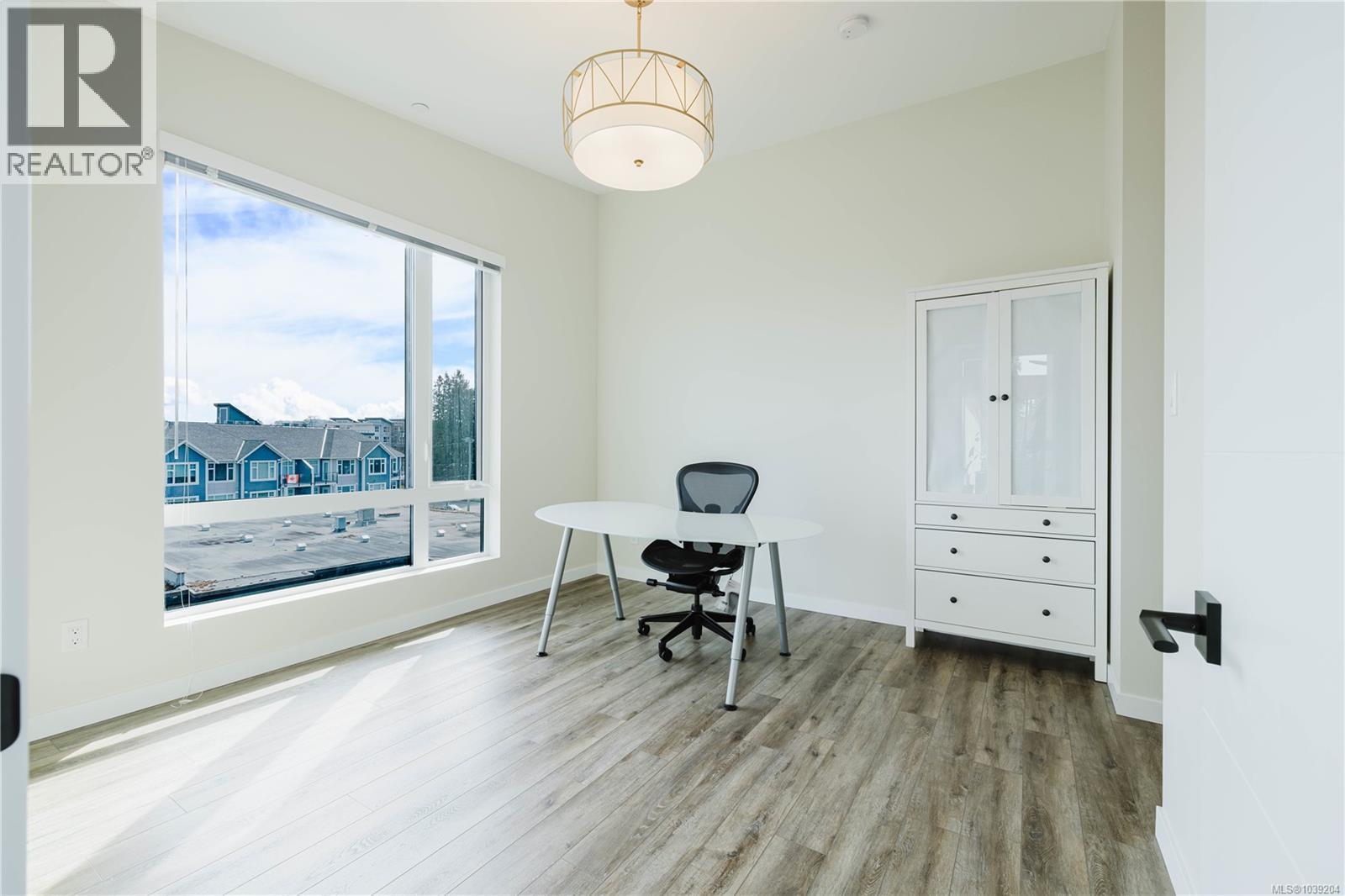#402 100 Lombardy St - 15