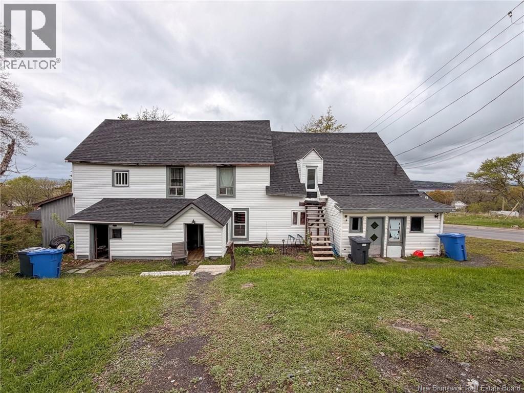 122 Renfrew Street - 1