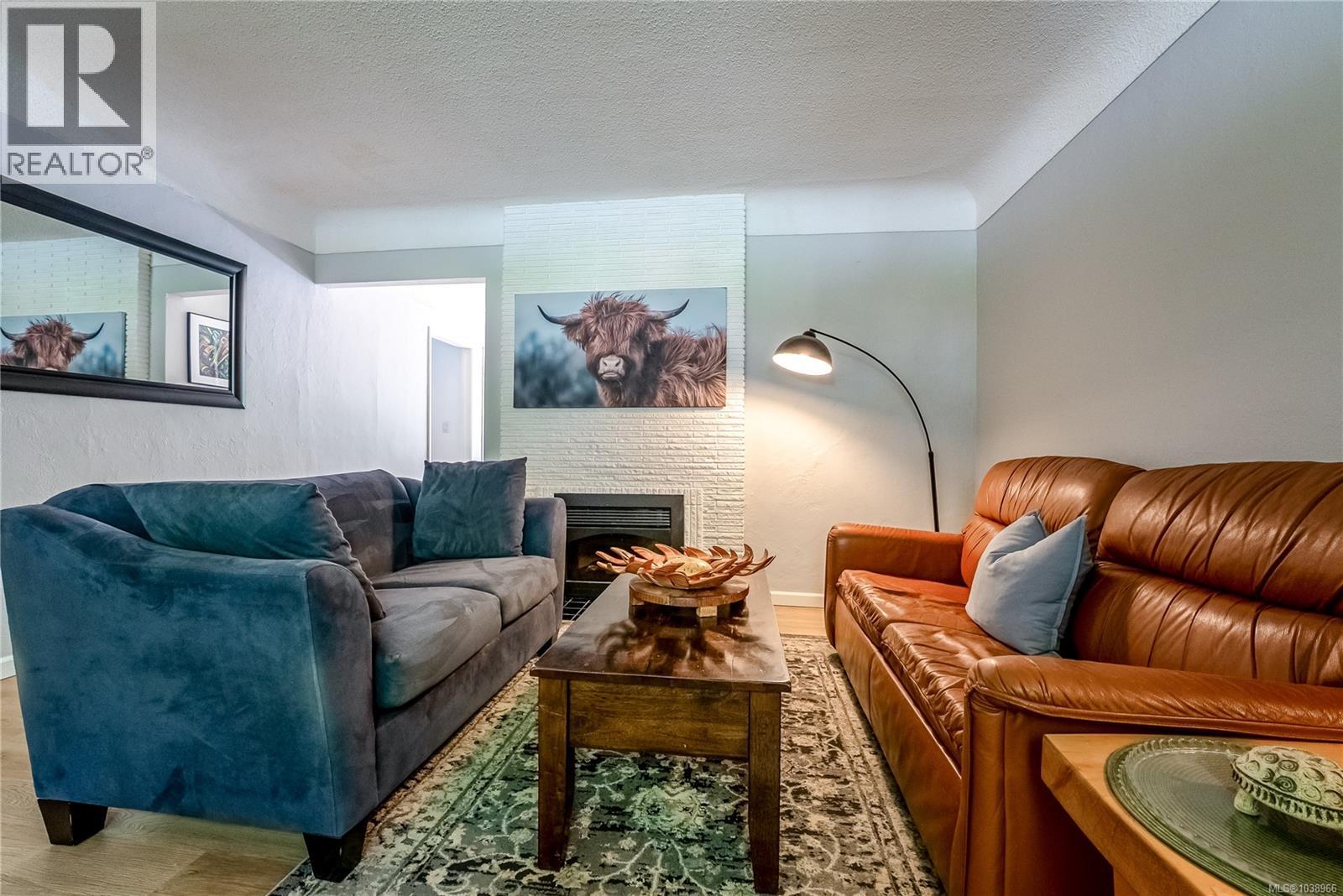  1663 Freeman Avenue, Saanich