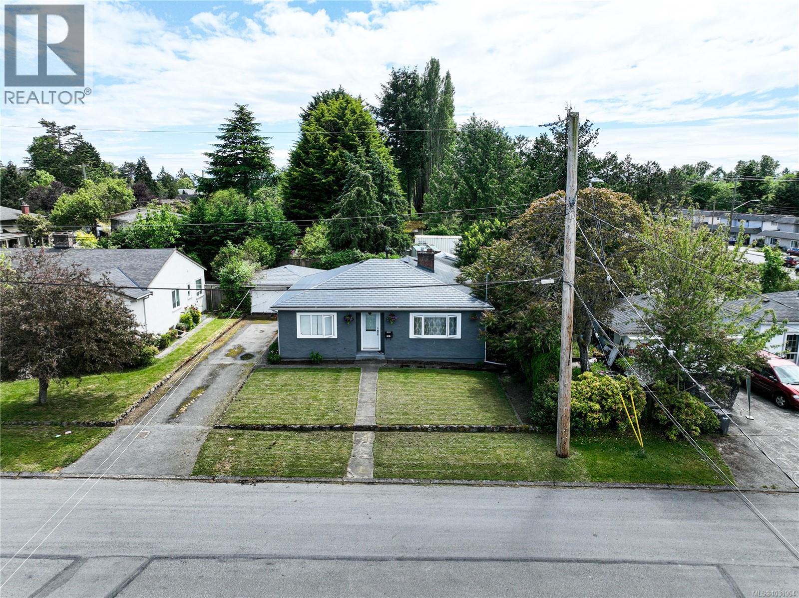  1661 Freeman Avenue, Saanich