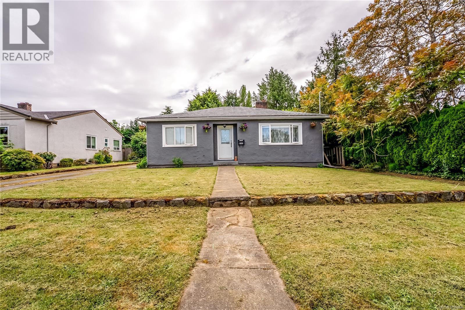  1661 Freeman Avenue, Saanich