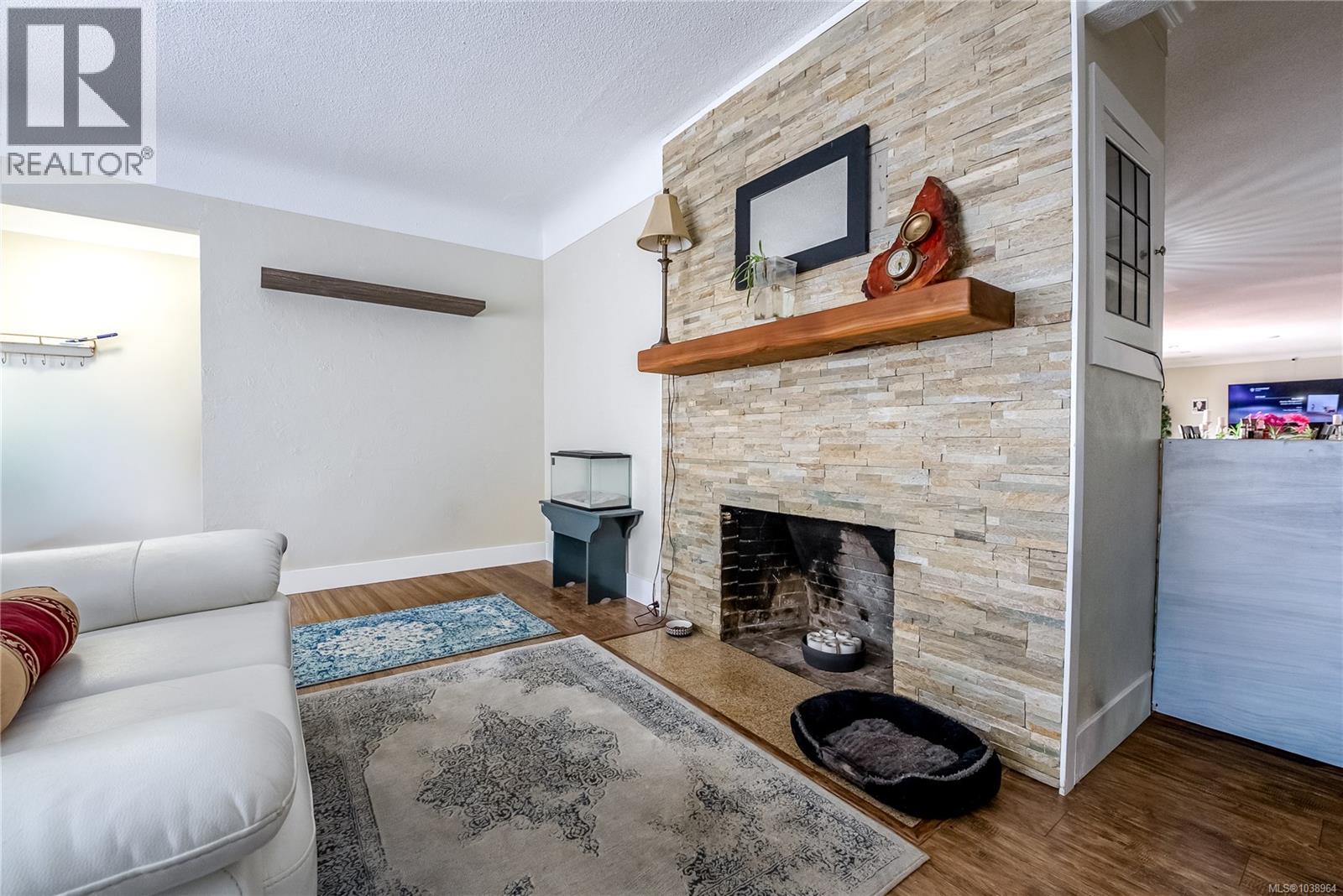  1661 Freeman Avenue, Saanich
