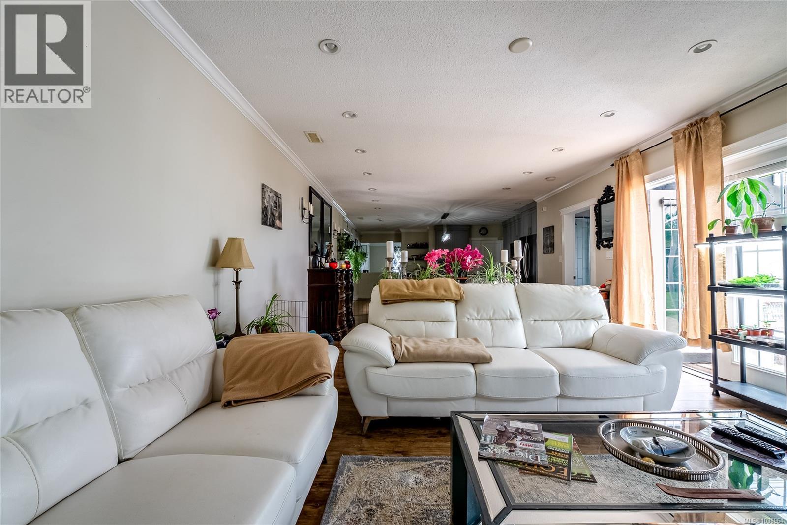  1661 Freeman Avenue, Saanich