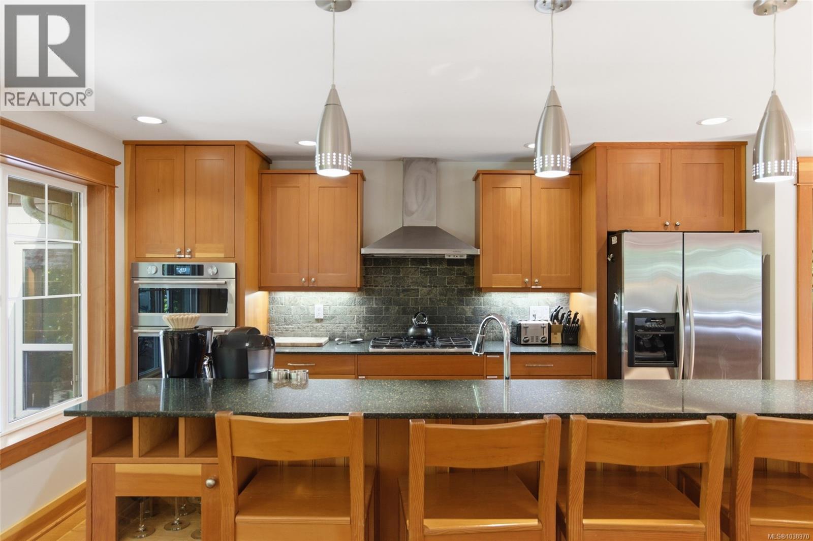 1177 Lynn Rd - 9