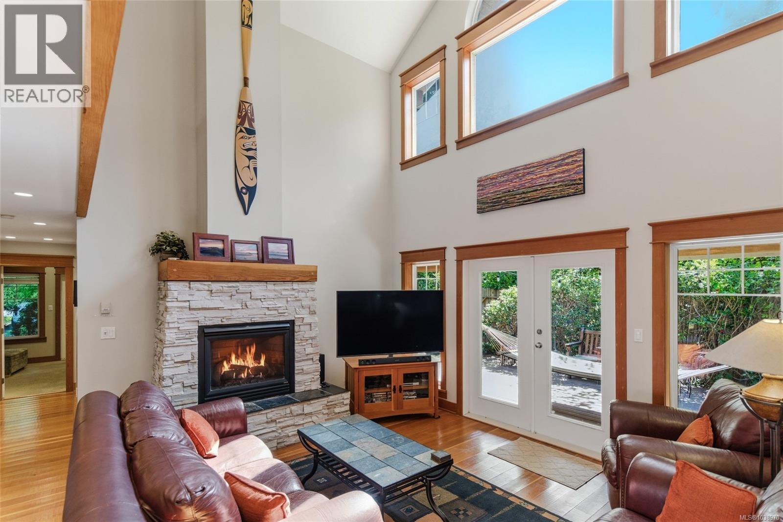 1177 Lynn Rd - 5