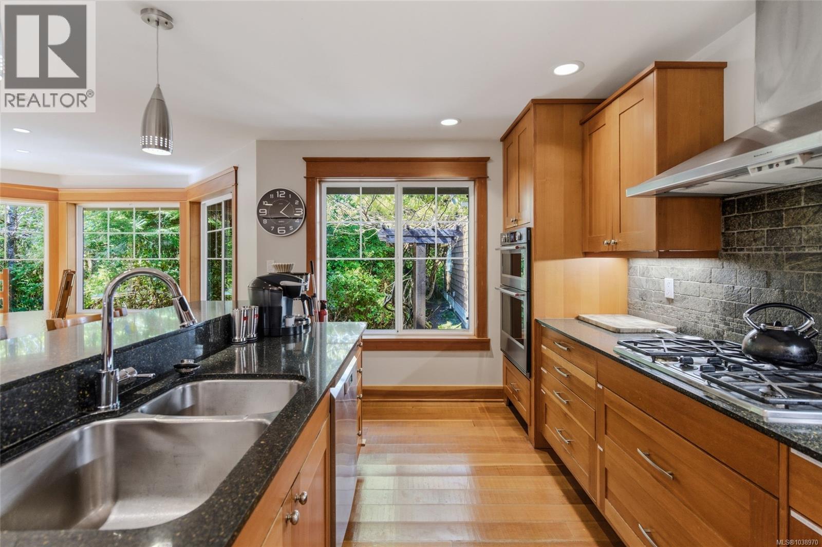 1177 Lynn Rd - 7