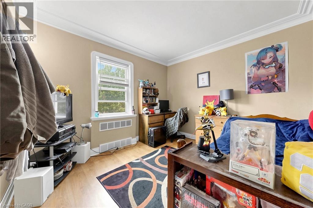 287 E COURTLAND Avenue E - 21