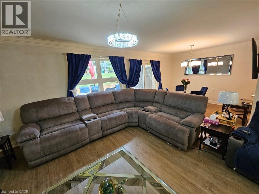 13 SISTER VARGA Terrace - 10