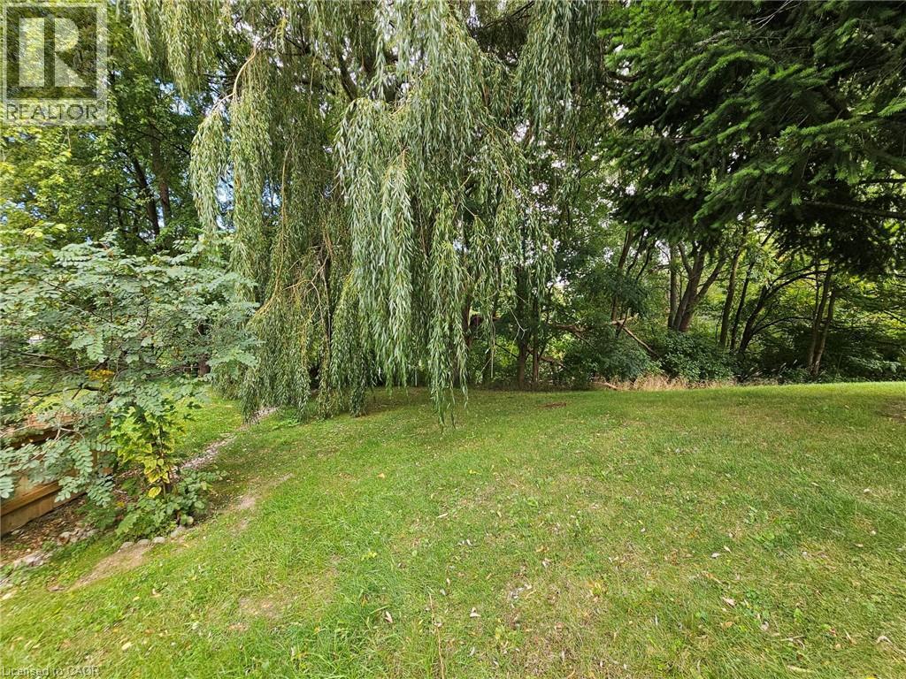 13 SISTER VARGA Terrace - 18