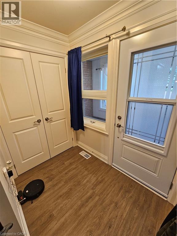 13 SISTER VARGA Terrace - 4