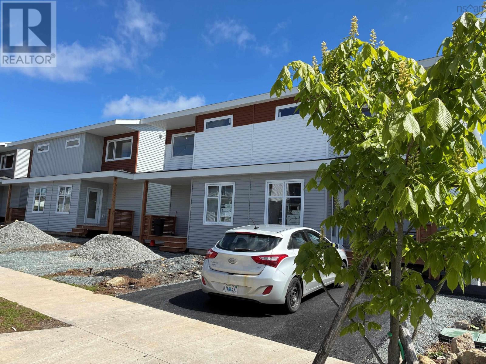 Property photo of 34 Berm Street