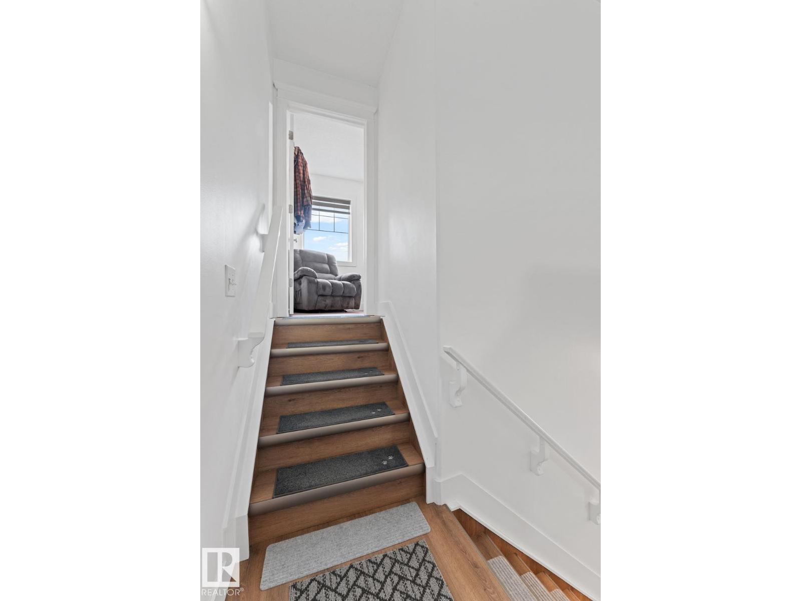 5964 164 AV NW — photo 22