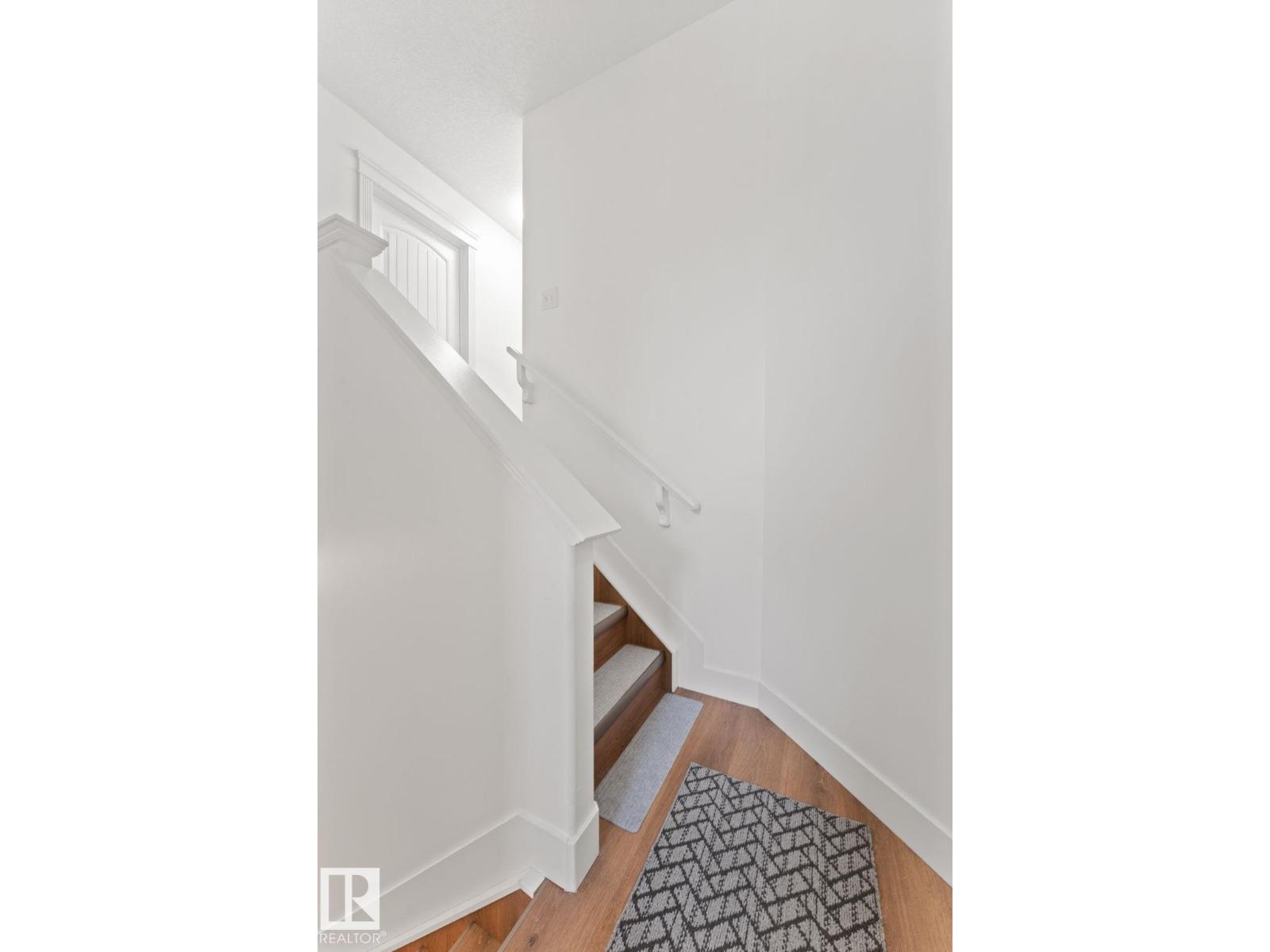 5964 164 AV NW — photo 25