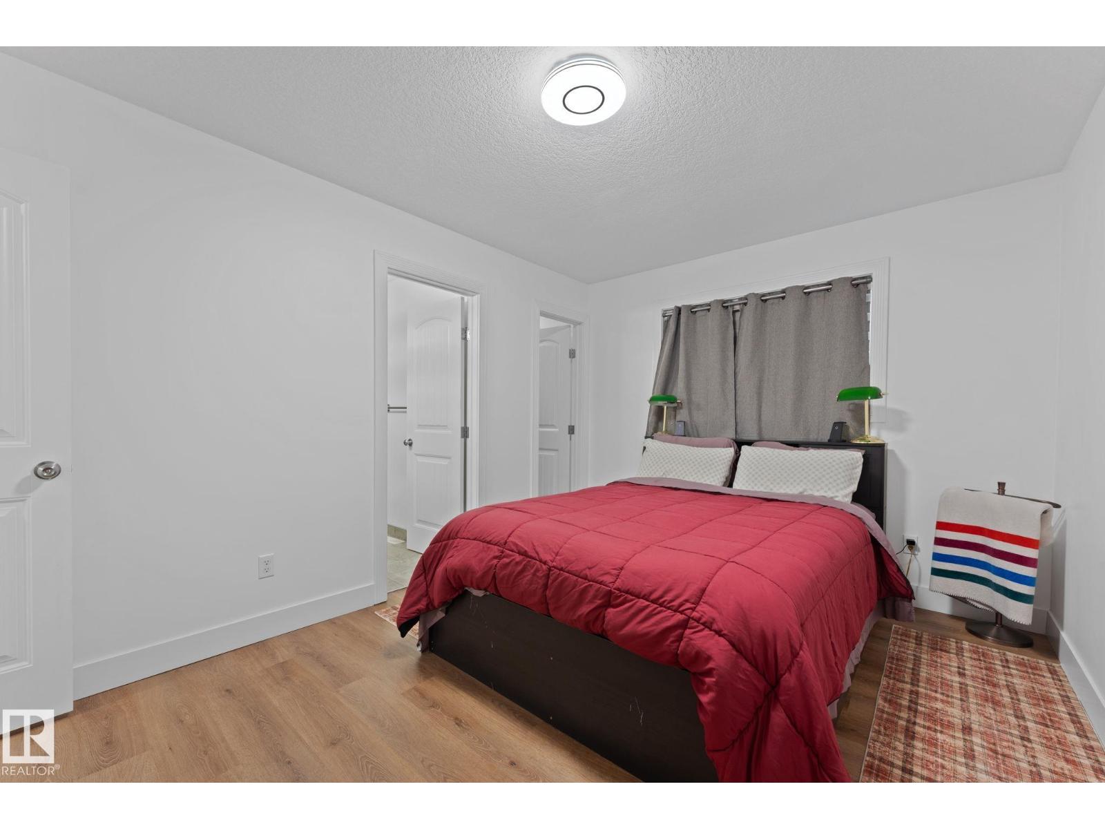 5964 164 AV NW — photo 30