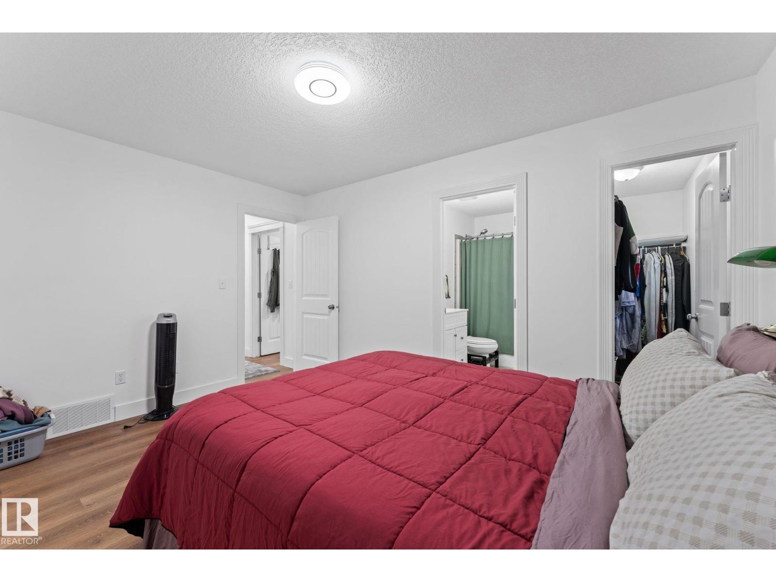 5964 164 AV NW — photo 31