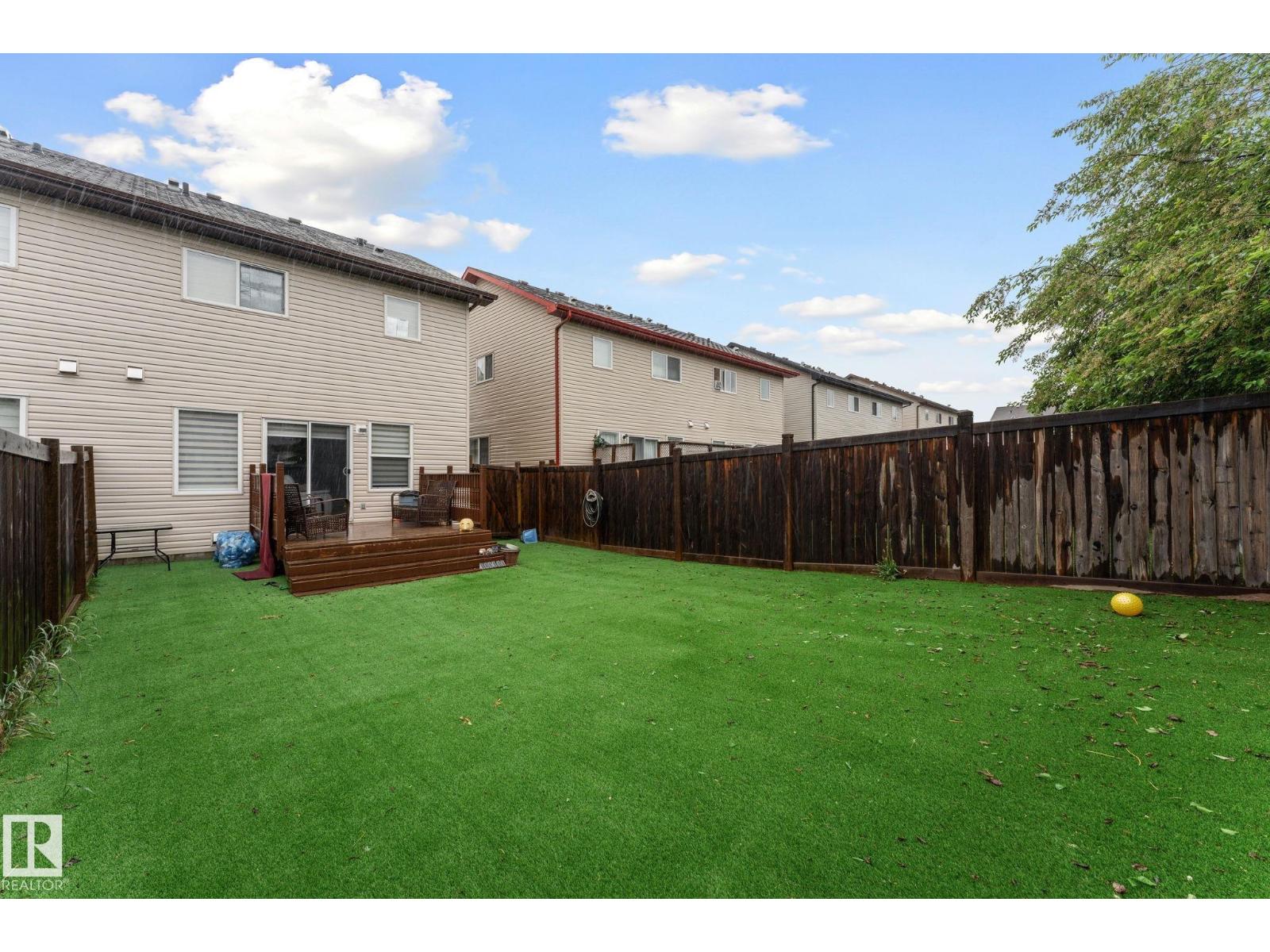 5964 164 AV NW — photo 41
