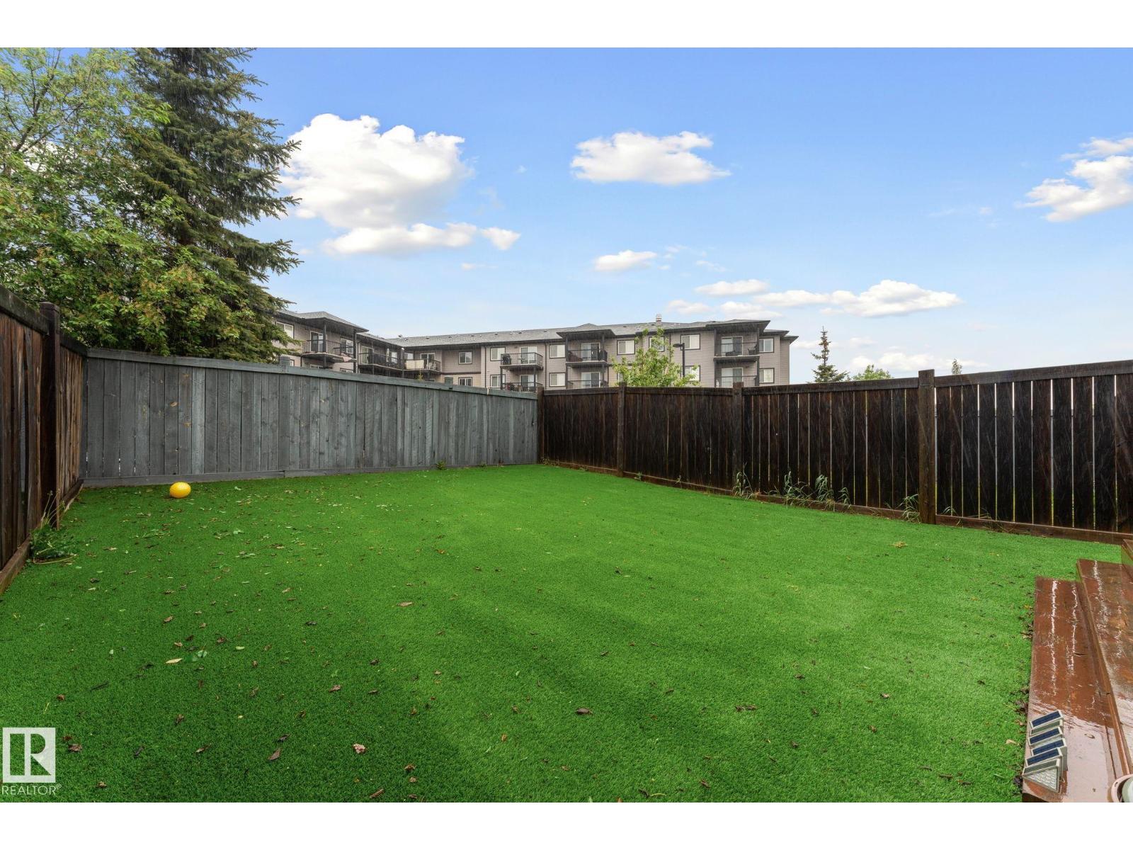 5964 164 AV NW — photo 43