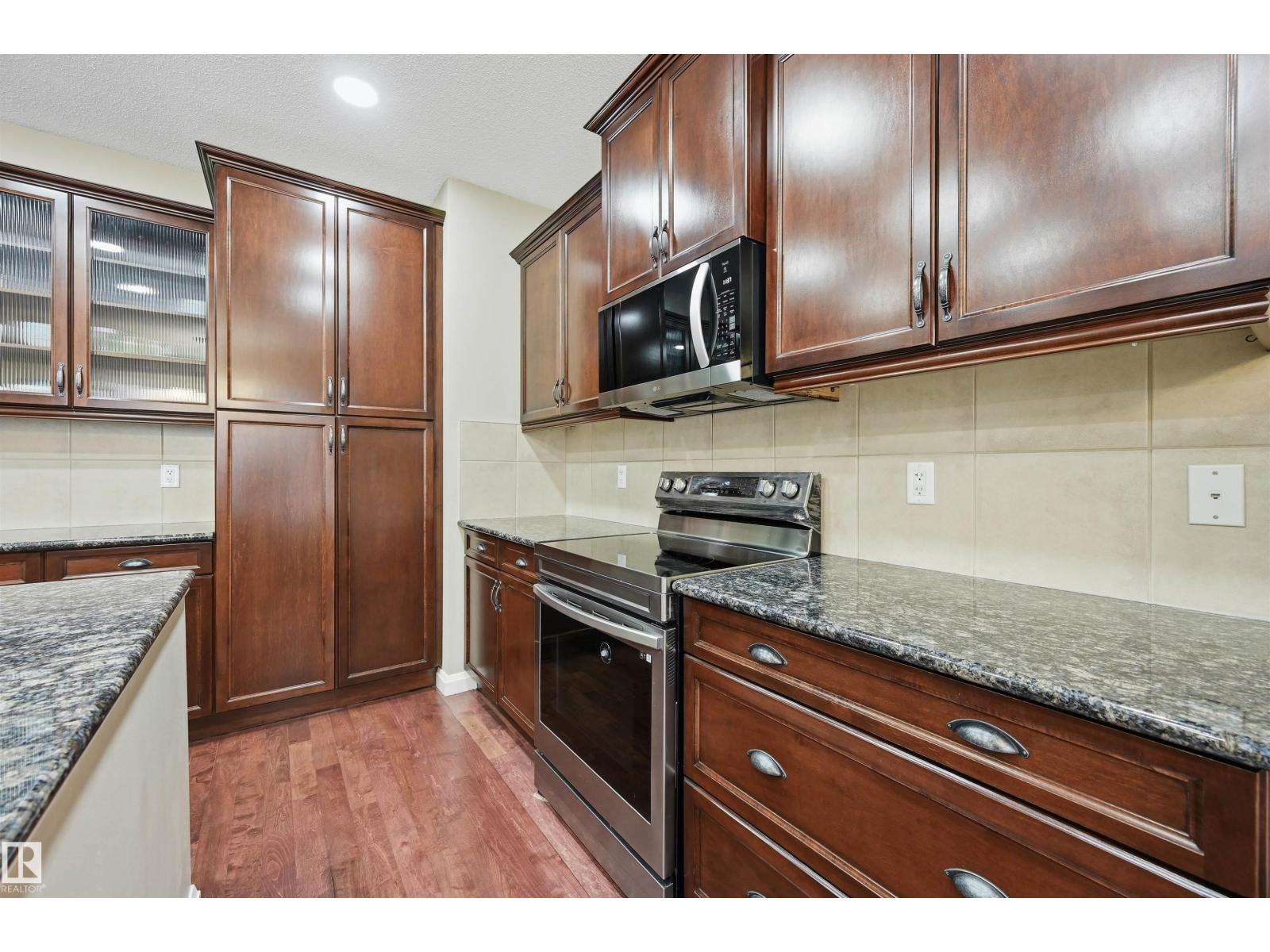 478 AINSLIE CR SW - 12