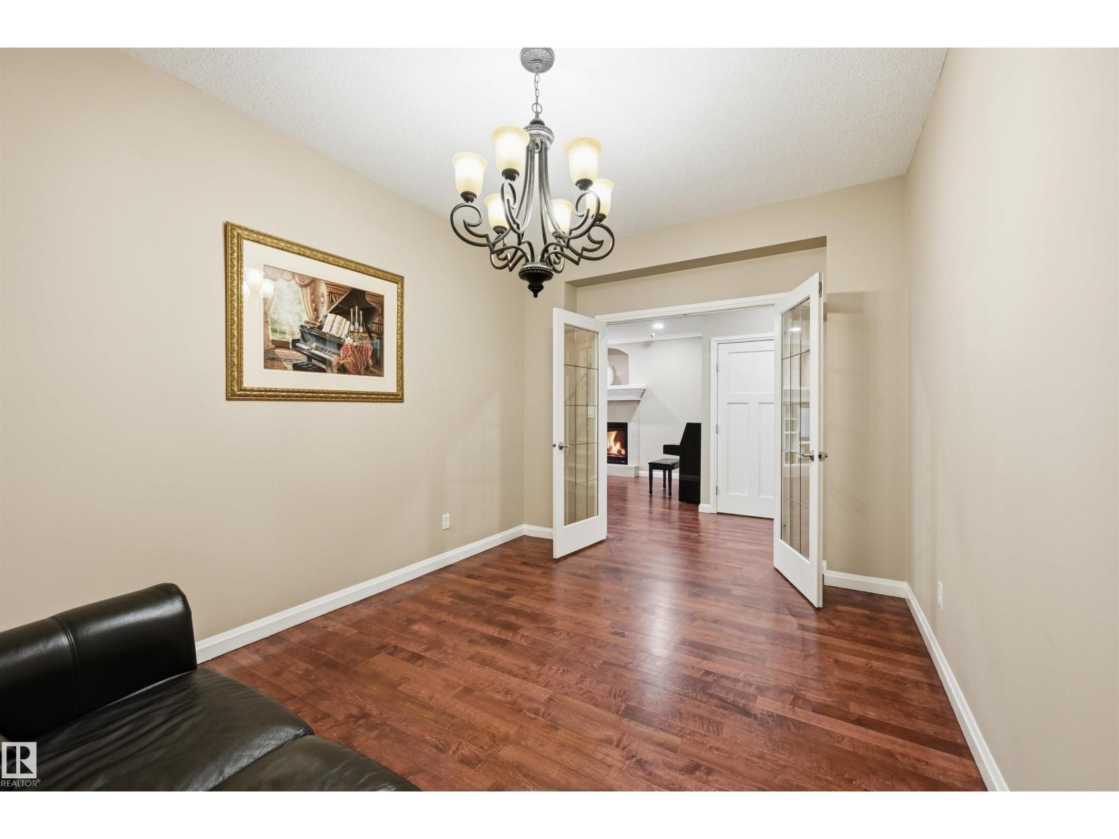 478 AINSLIE CR SW - 21