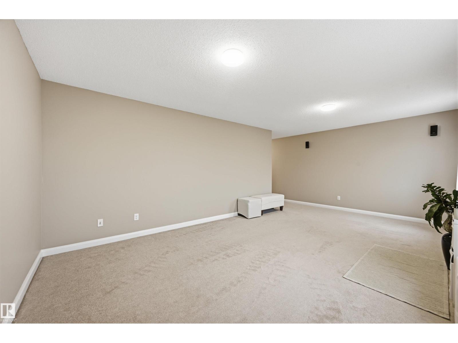 478 AINSLIE CR SW - 30
