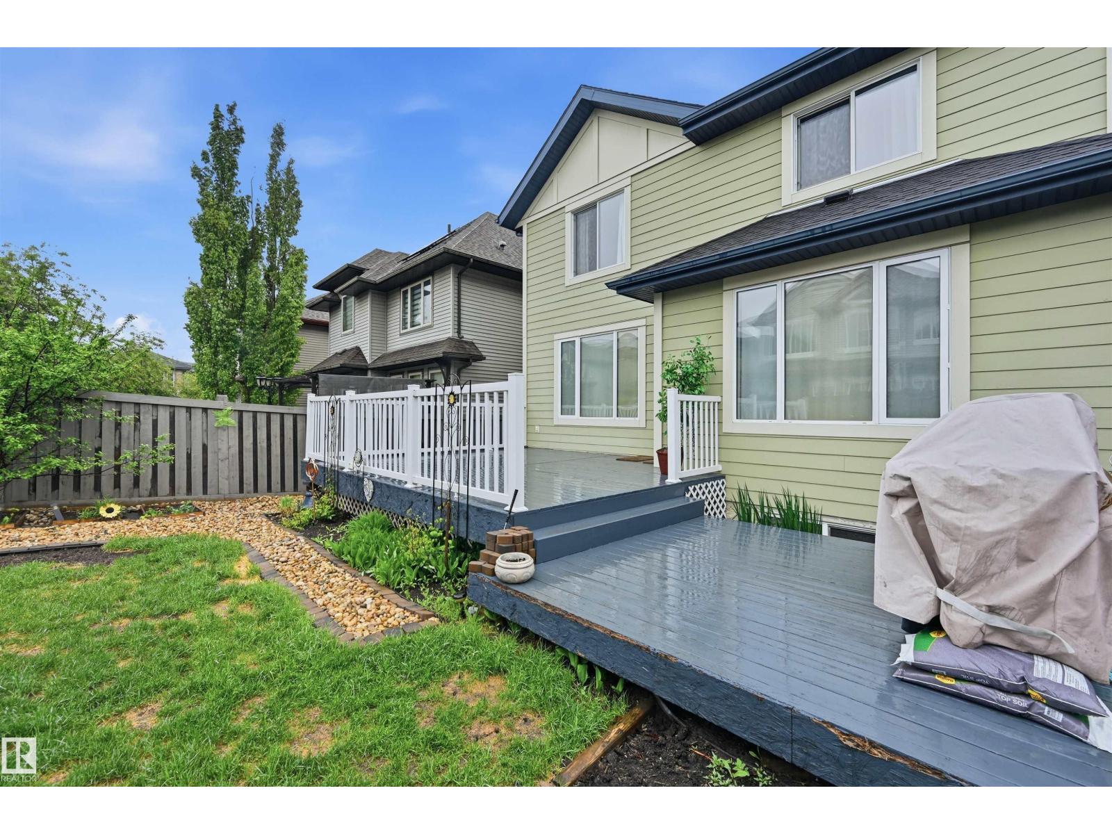 478 AINSLIE CR SW - 56