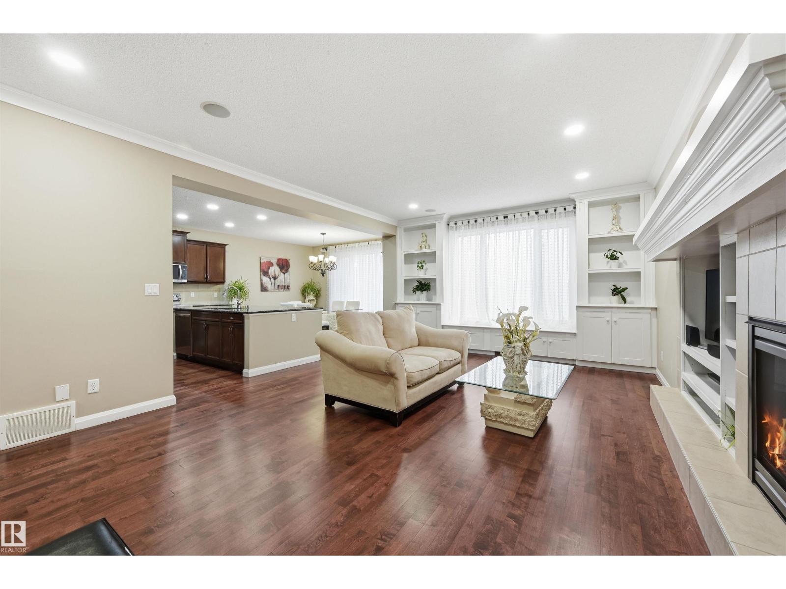 478 AINSLIE CR SW - 8