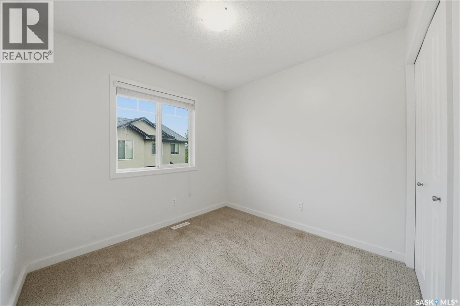 #265 245 Ashworth CRESCENT - 23