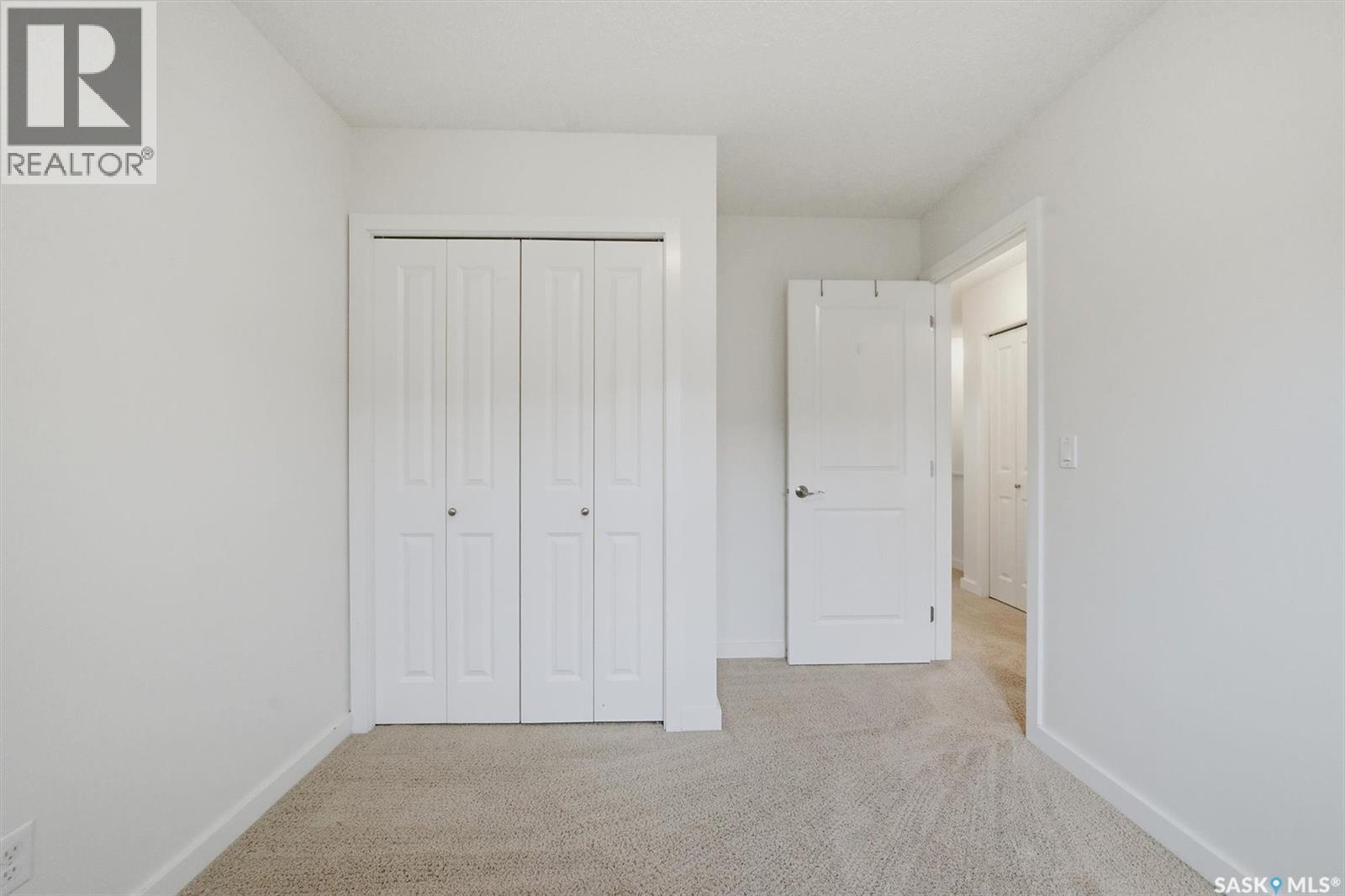 #265 245 Ashworth CRESCENT - 24