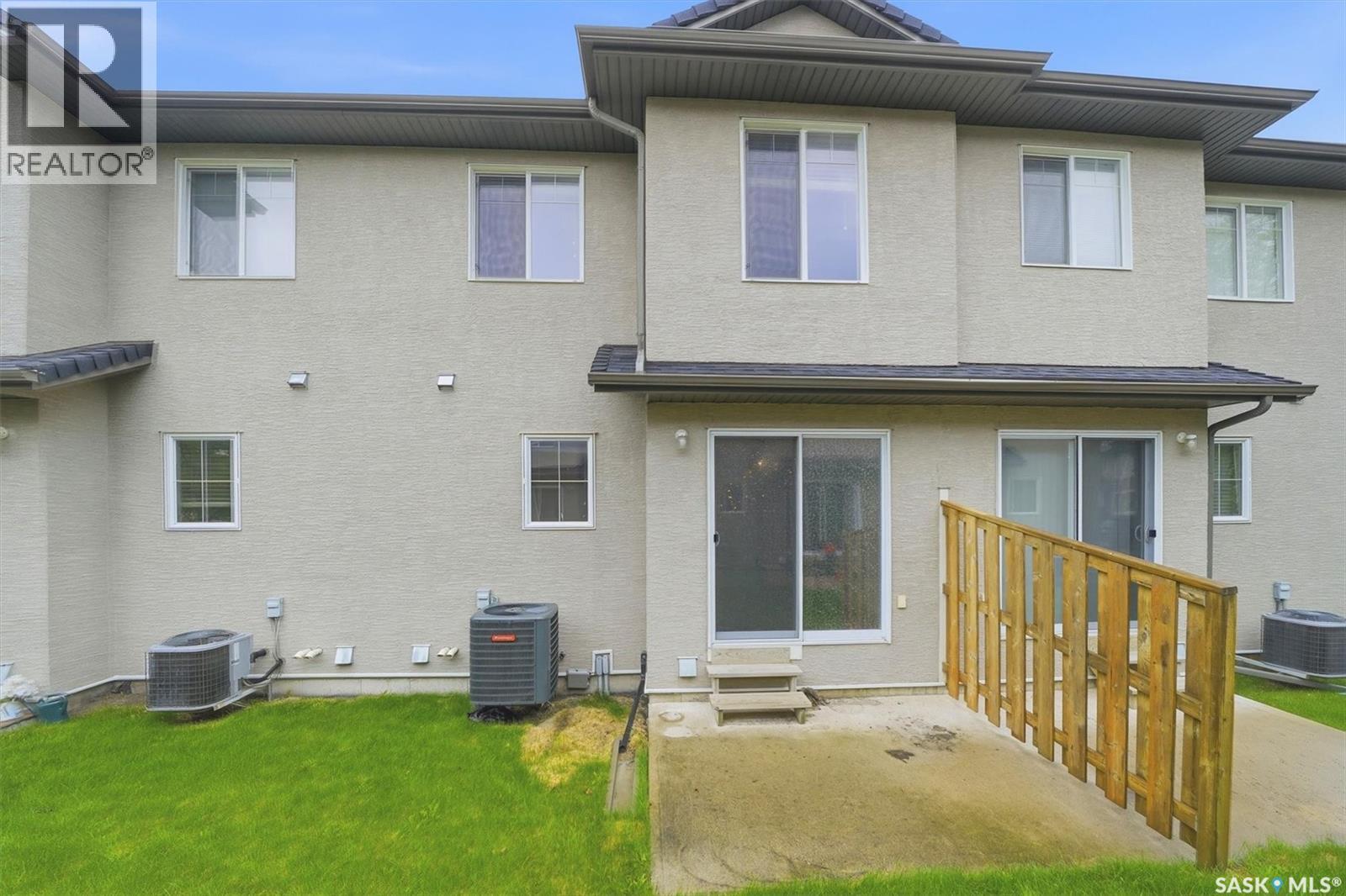 #265 245 Ashworth CRESCENT - 36