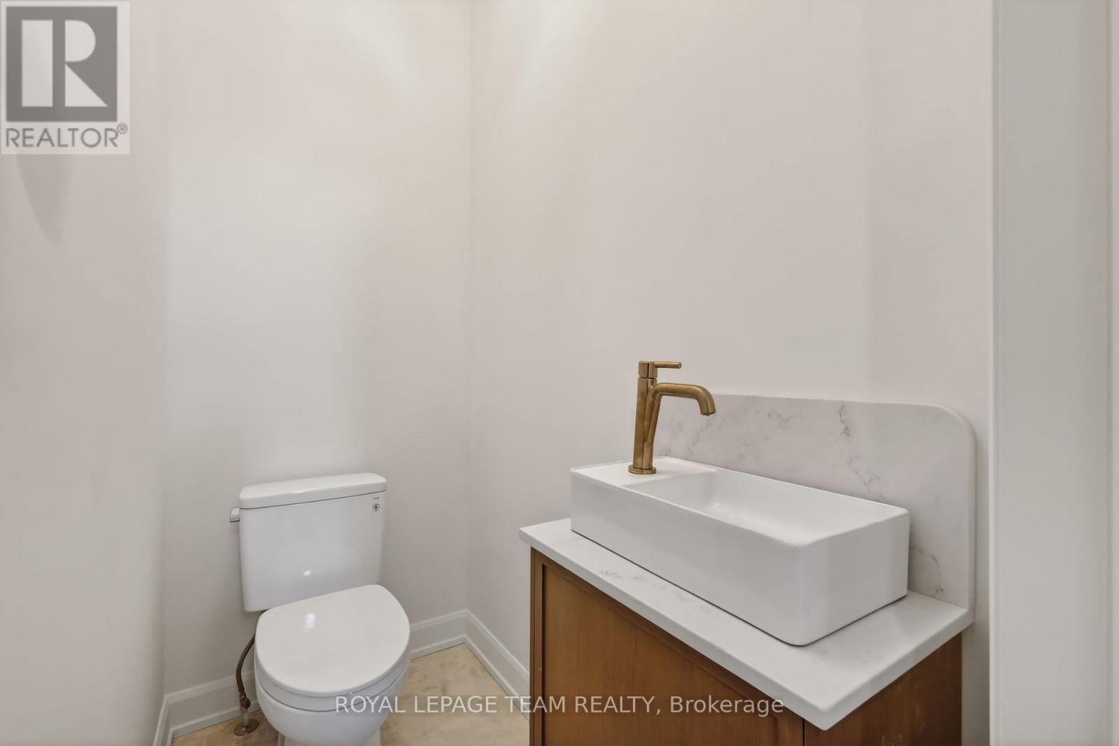 4 Bed, 4 Bath Multi-Family for Rent in Ottawa – A – 608 TWEEDSMUIR AVENUE, Ottawa – MLS# X13148794 - Image 15