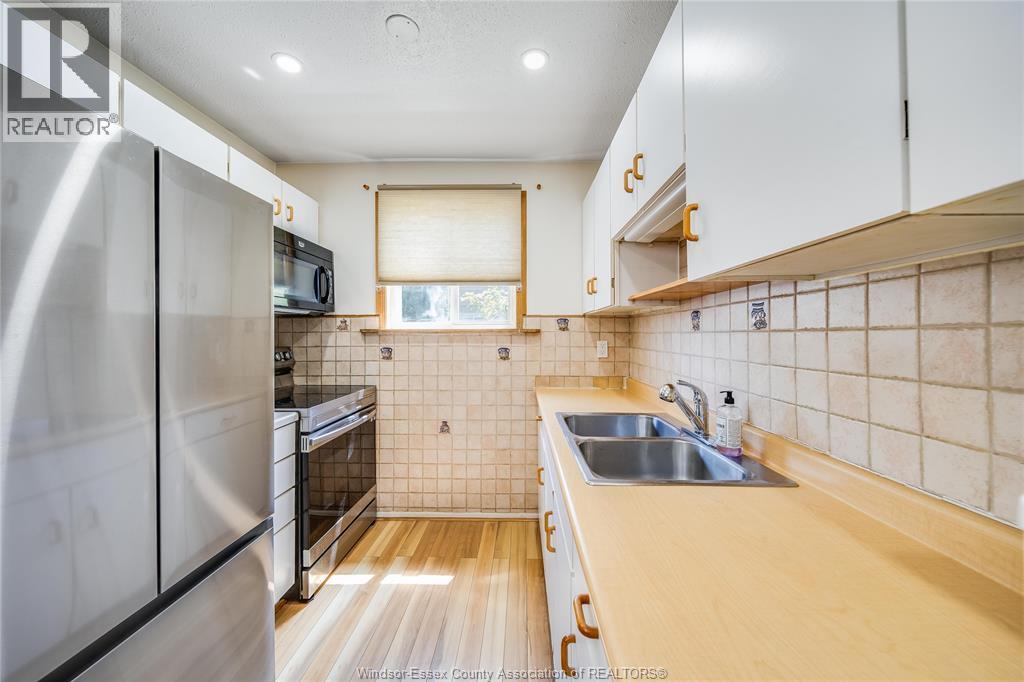 1229 ARNCLIFFE - 13