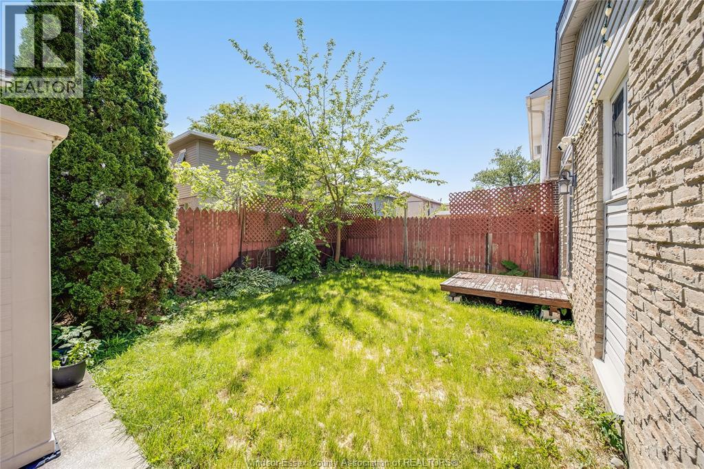 1229 ARNCLIFFE - 36