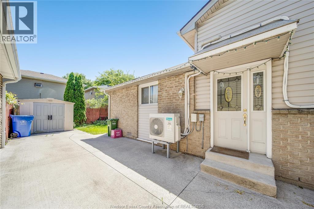 1229 ARNCLIFFE - 34