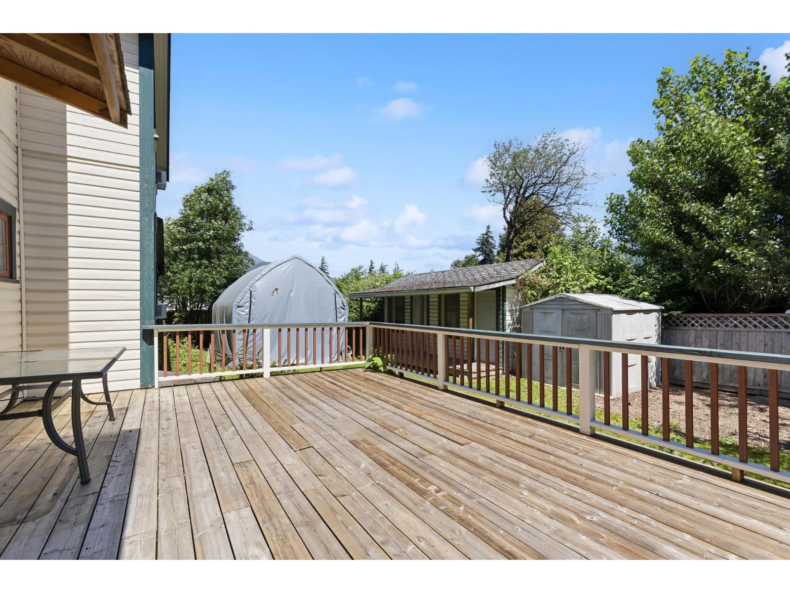 1075 3RD AVENUE, Hope, Hope