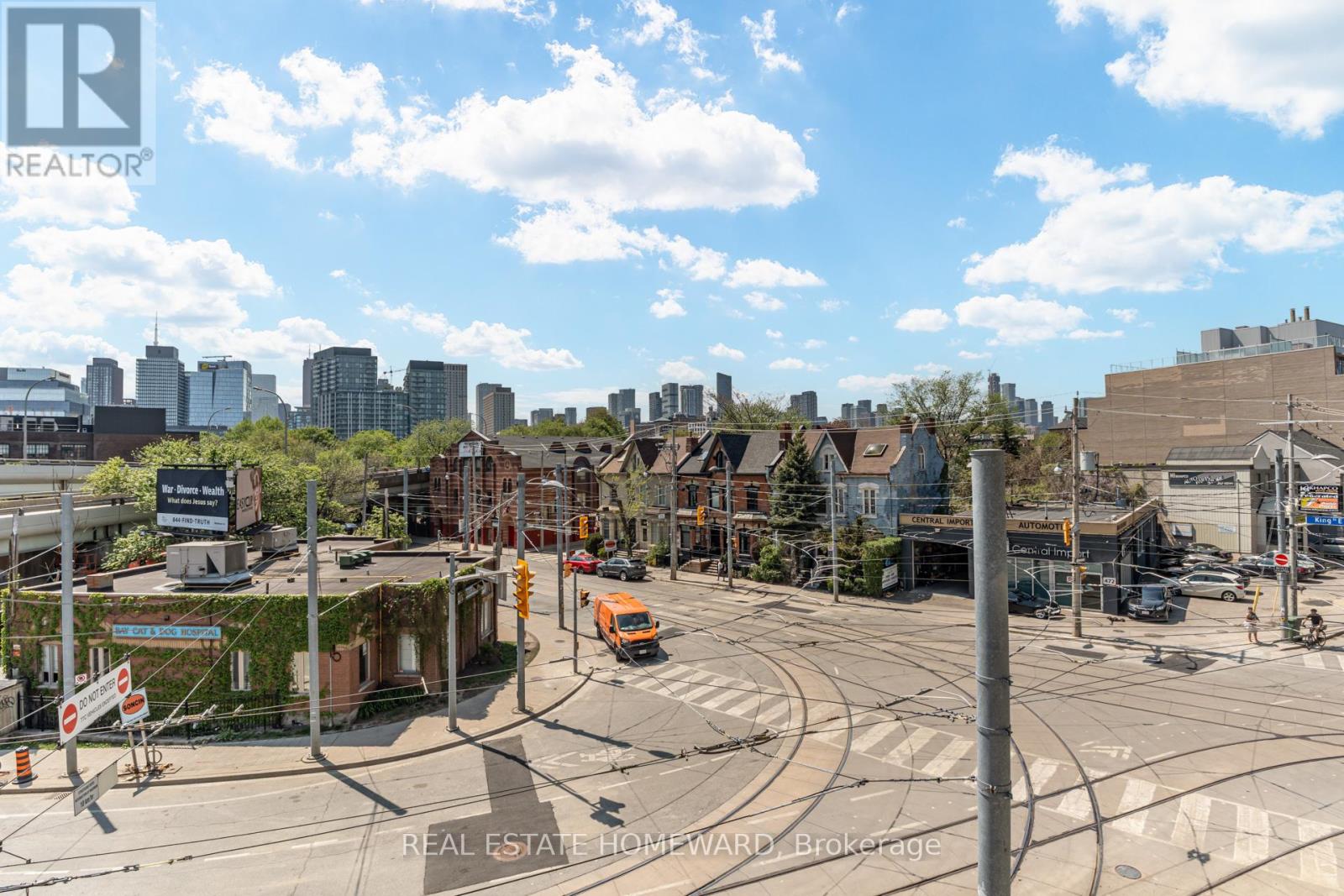 #310 549 KING STREET E - 21