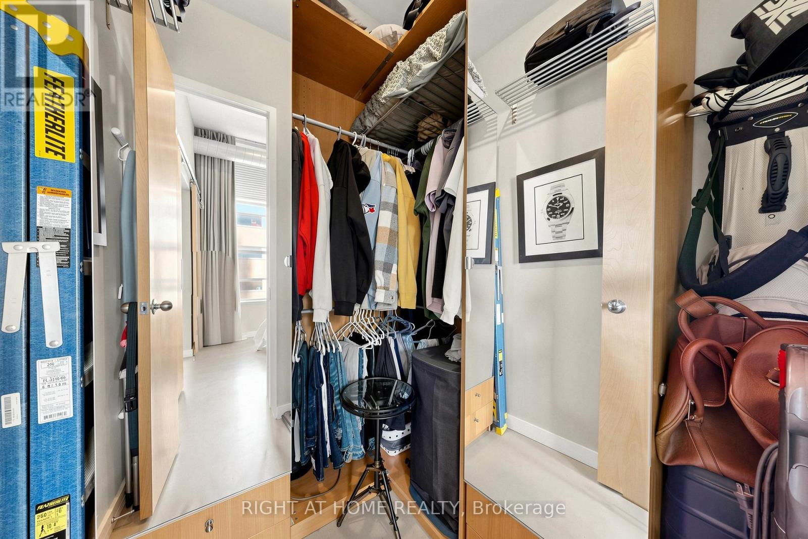 #305 135 DALHOUSIE STREET - 18