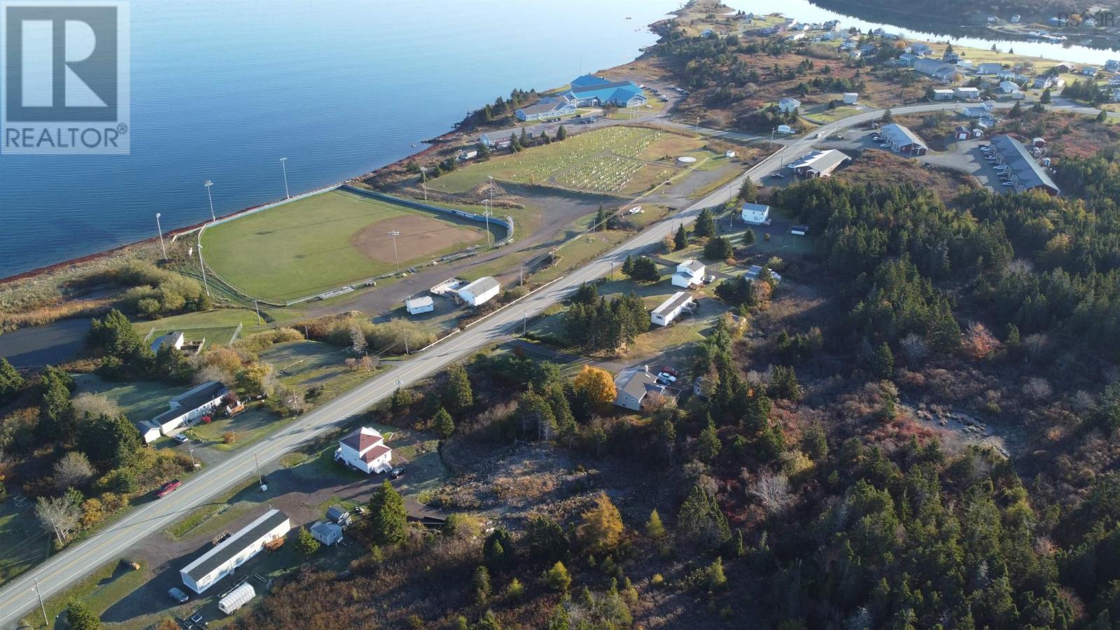 Property 2 of 8 of Highway 206
