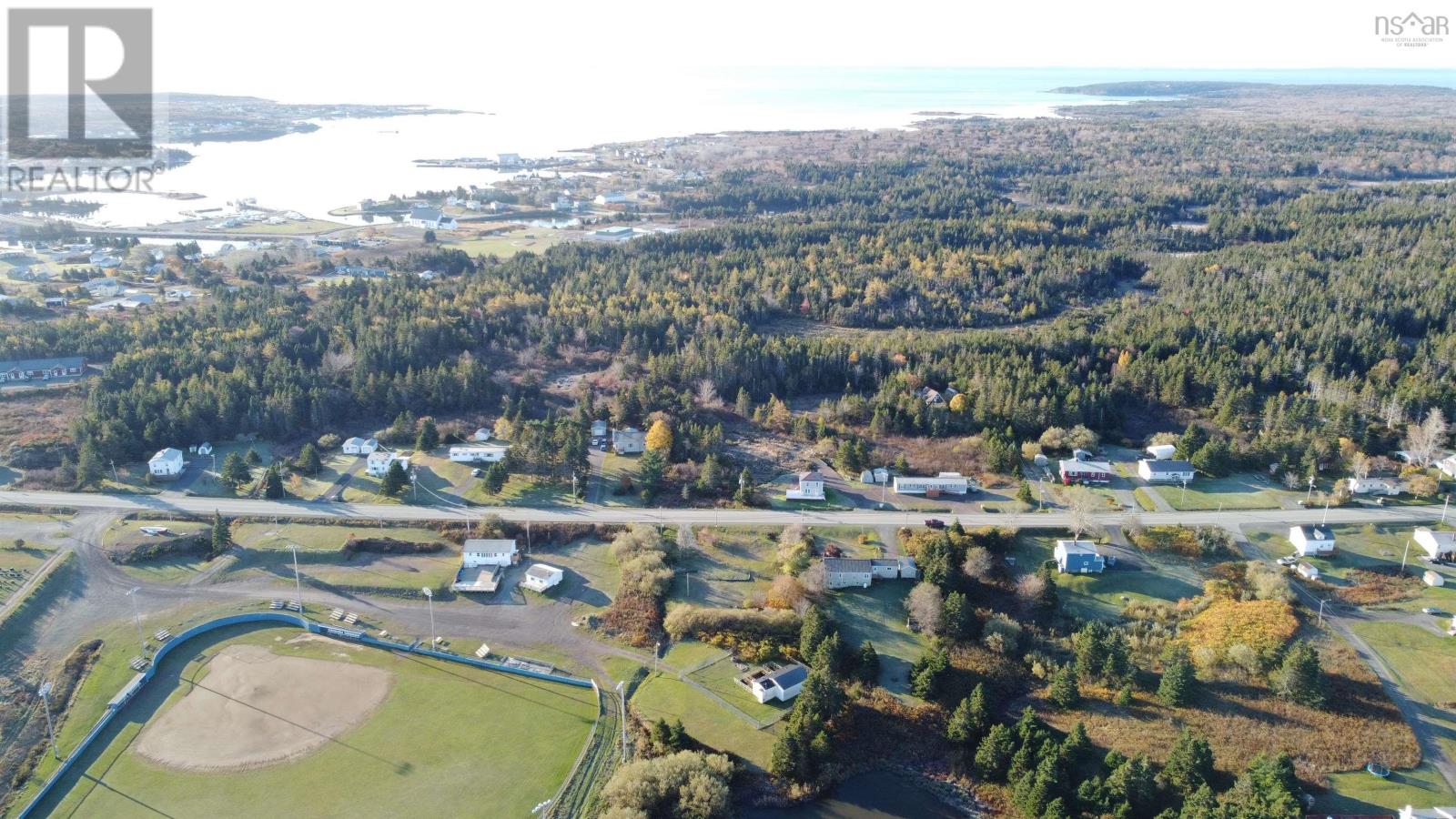 Property 4 of 8 of Highway 206