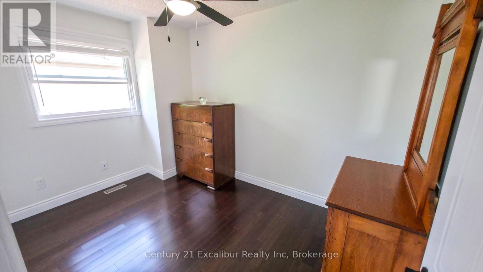 708 CAMPBELL AVENUE - 19