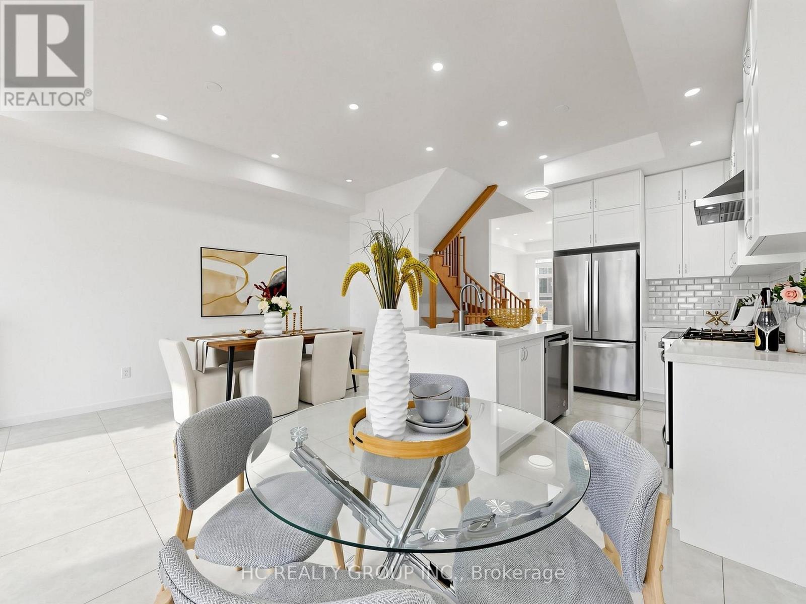 34 ARMILLO PLACE - 18